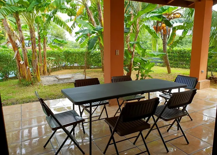 Paraiso Monkey Guest house *